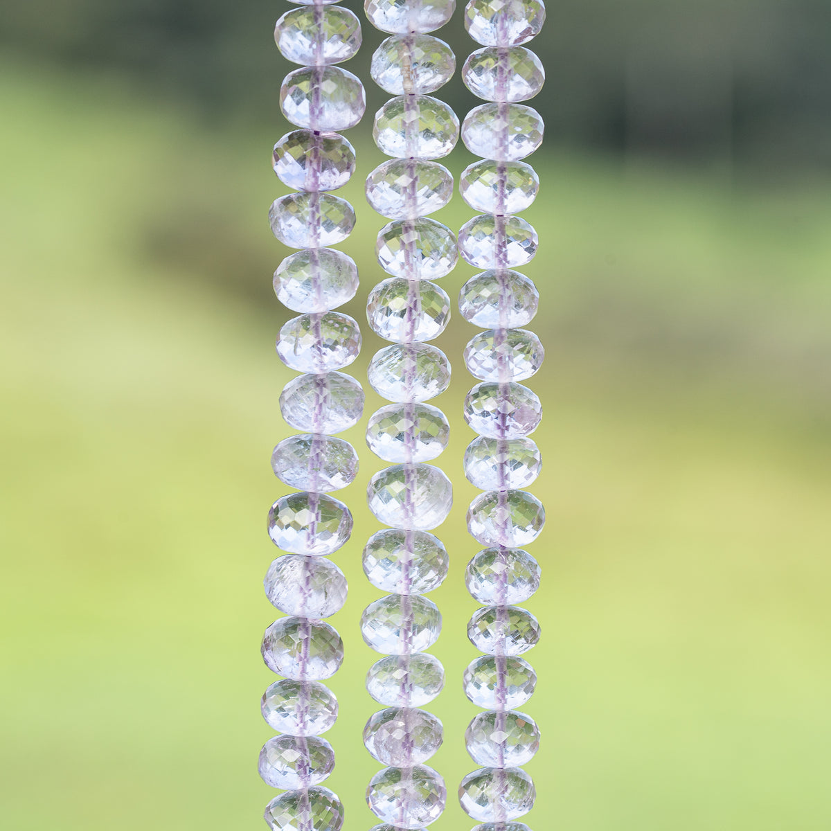 Perles rondelles facettes en Améthyste lilas de 8 à 9 mm au choix ( lot de 2 perles )