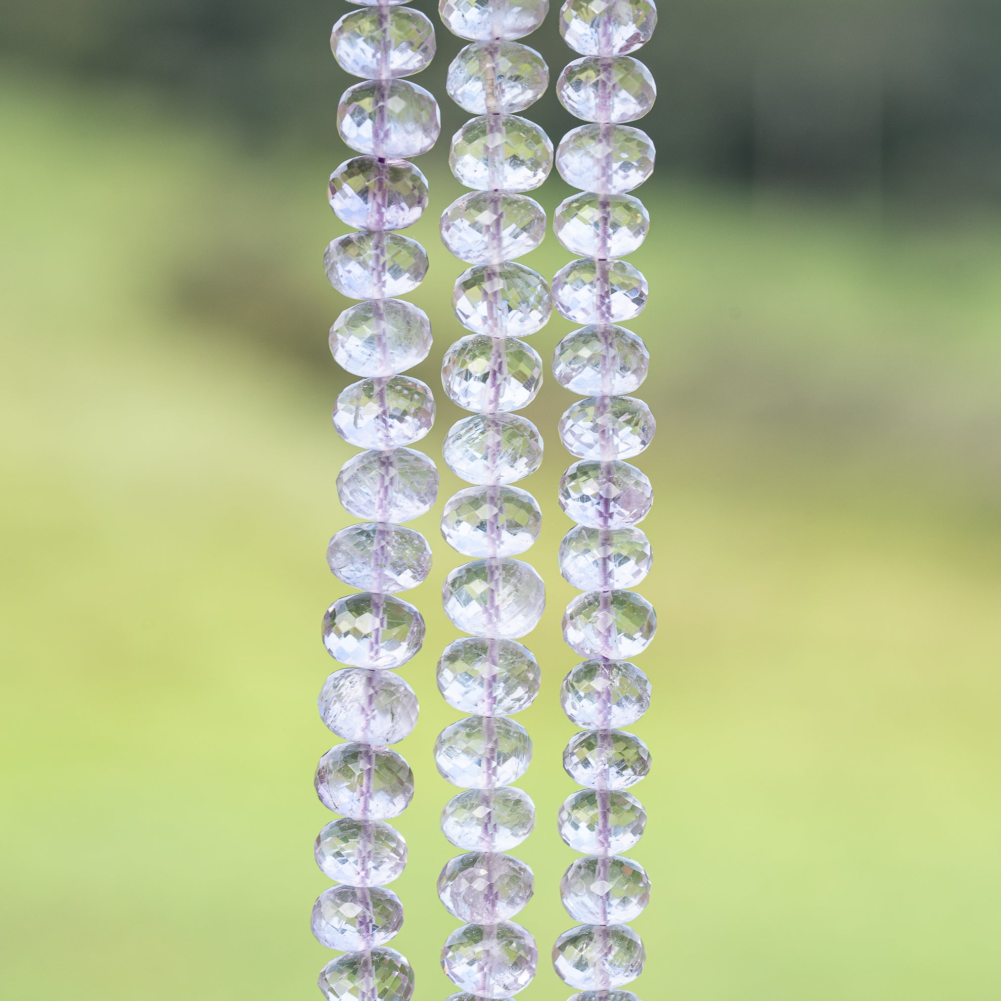 Perles rondelles facettes en Améthyste lilas de 8 à 9 mm au choix ( lot de 2 perles )