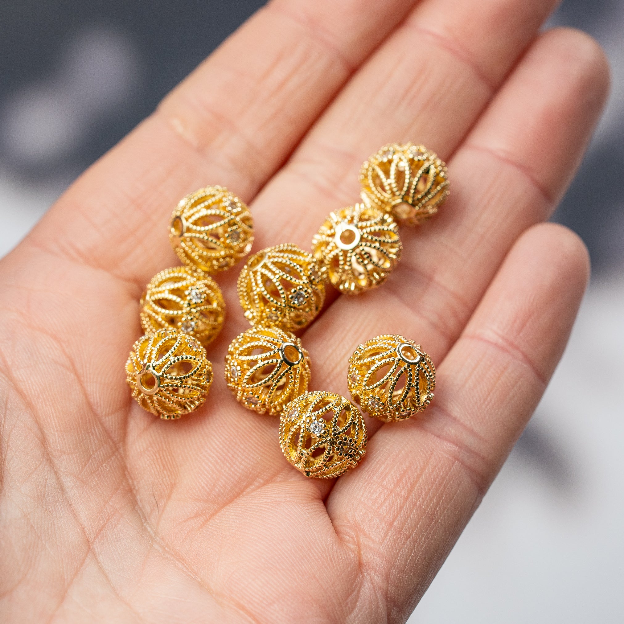 Perles rondes filigranées en laiton plaqué or 14k et zirconium de 11,5 mm ( à l&