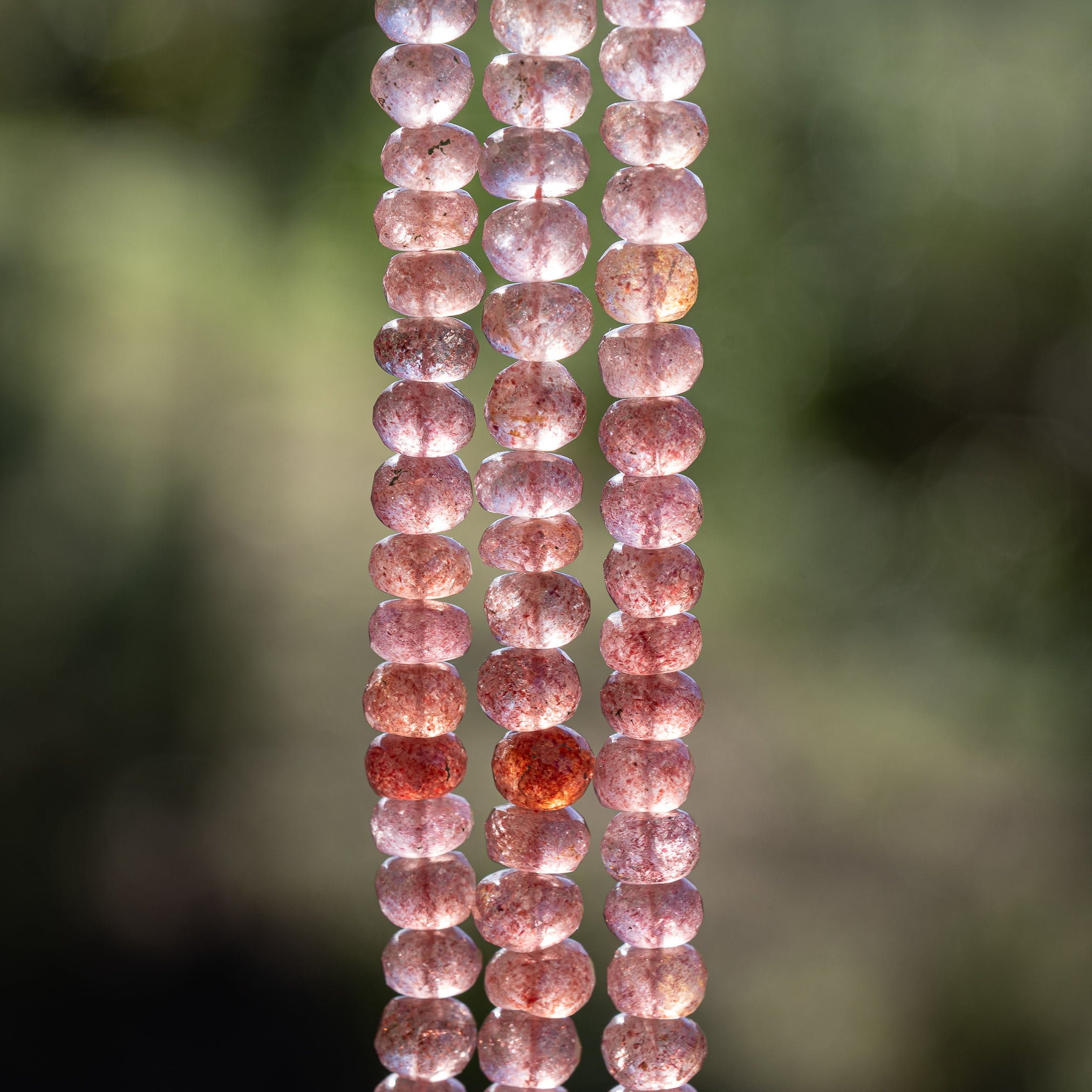 Fil de 25 cm de perles rondelles facettes de Quartz fraise de env 7/8,5 x 4,5/6,5 mm