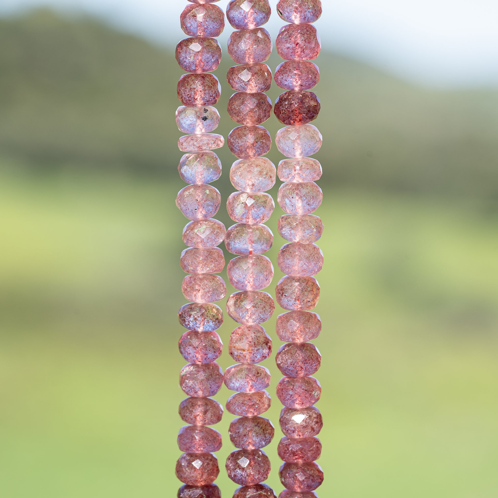 Fil de 25 cm de perles rondelles facettes de Quartz fraise de env 7/8,5 x 4,5/6,5 mm