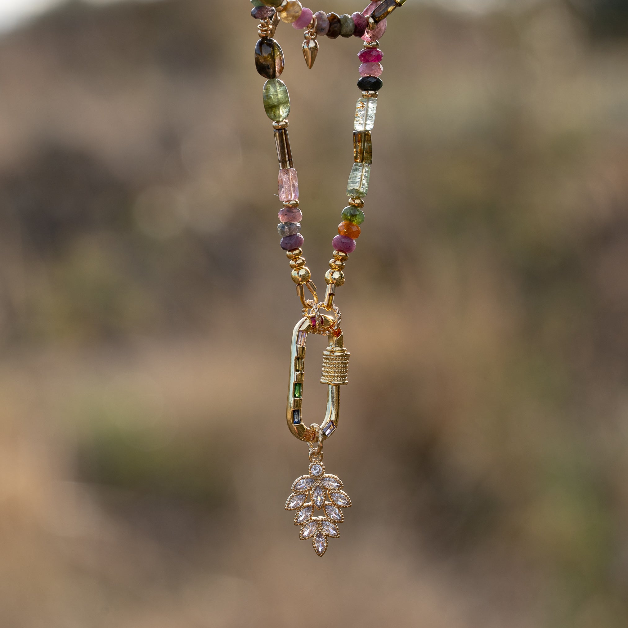 Collier coloré en Tourmaline multicolore différentes formes et tailles ✨