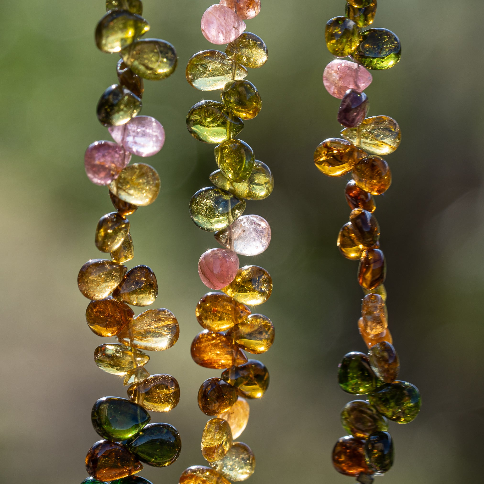 Fil de 20 cm de perles gouttes lisses de Tourmaline multicolore de 6/8 mm au choix