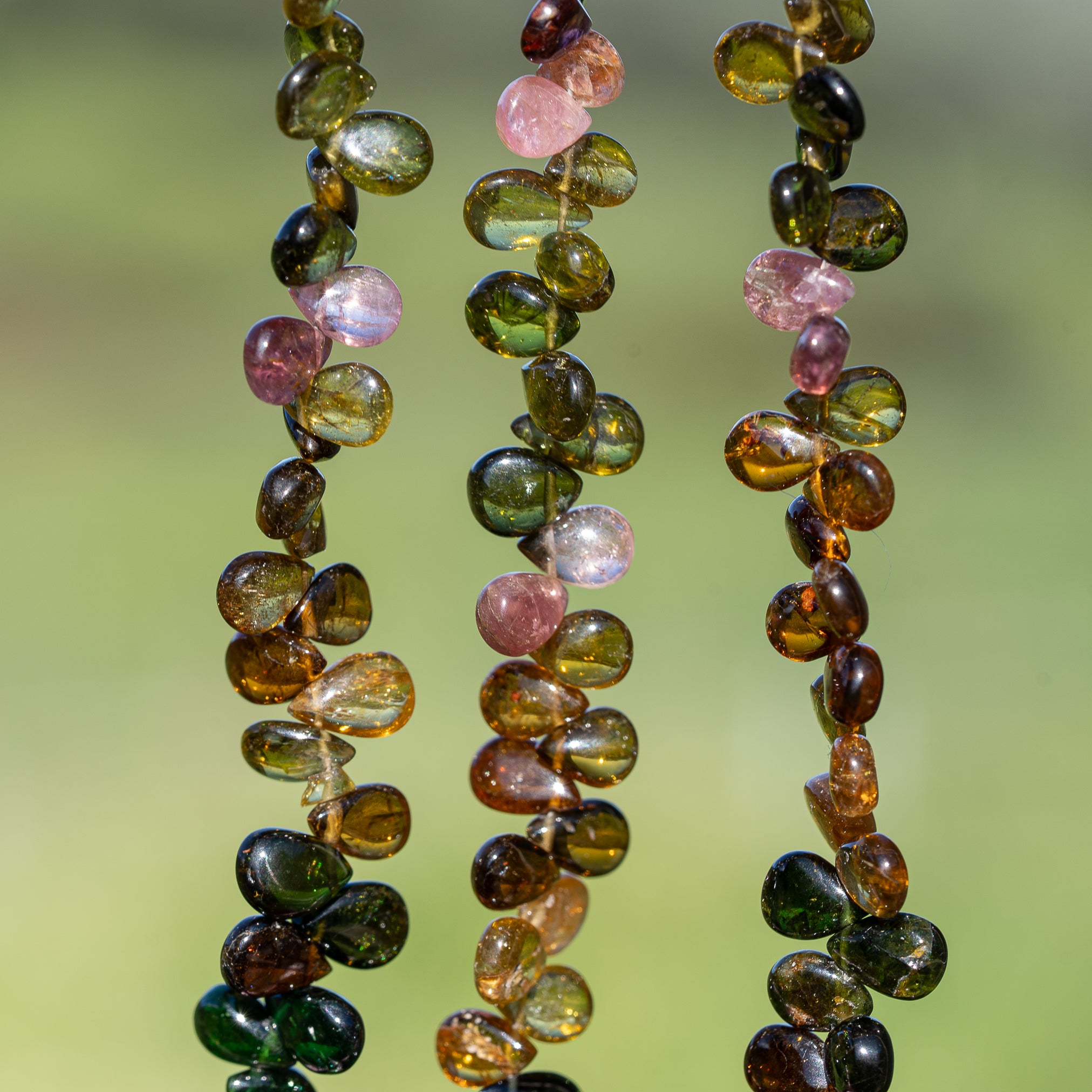 Fil de 20 cm de perles gouttes lisses de Tourmaline multicolore de 6/8 mm au choix