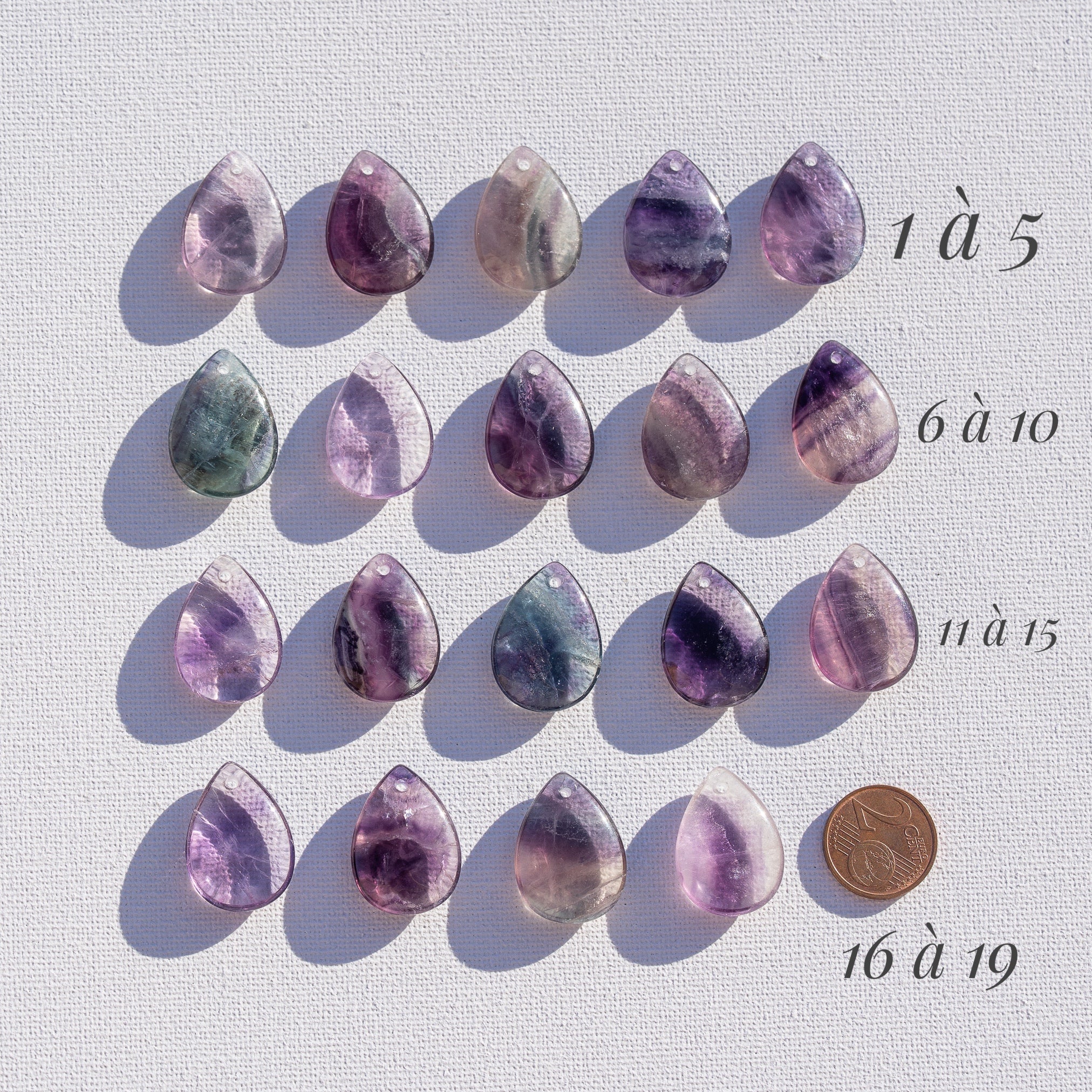 Pendentifs gouttes lisses de Fluorite multicolore de 25 mm au choix ( à l&