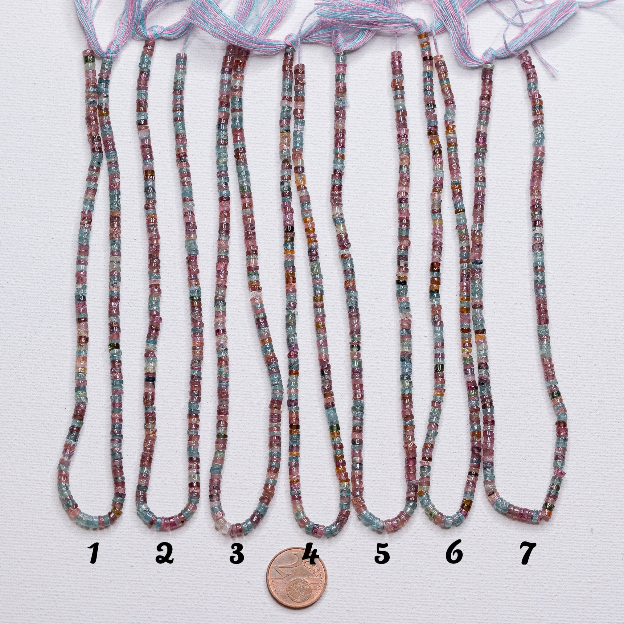 Rangs de 30/31 cm de perles rondelles lisses heishi de Tourmaline multicolore de env 3,5 x 1/2 mm