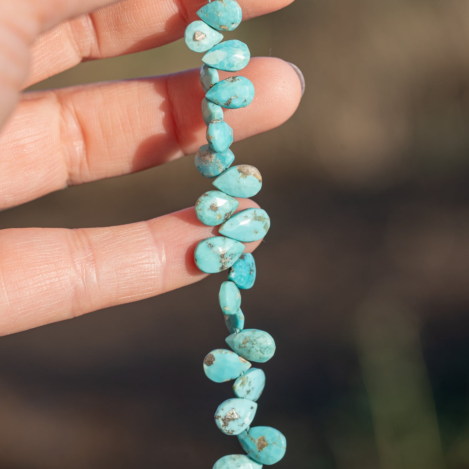 Perles gouttes facettes de Turquoise d&