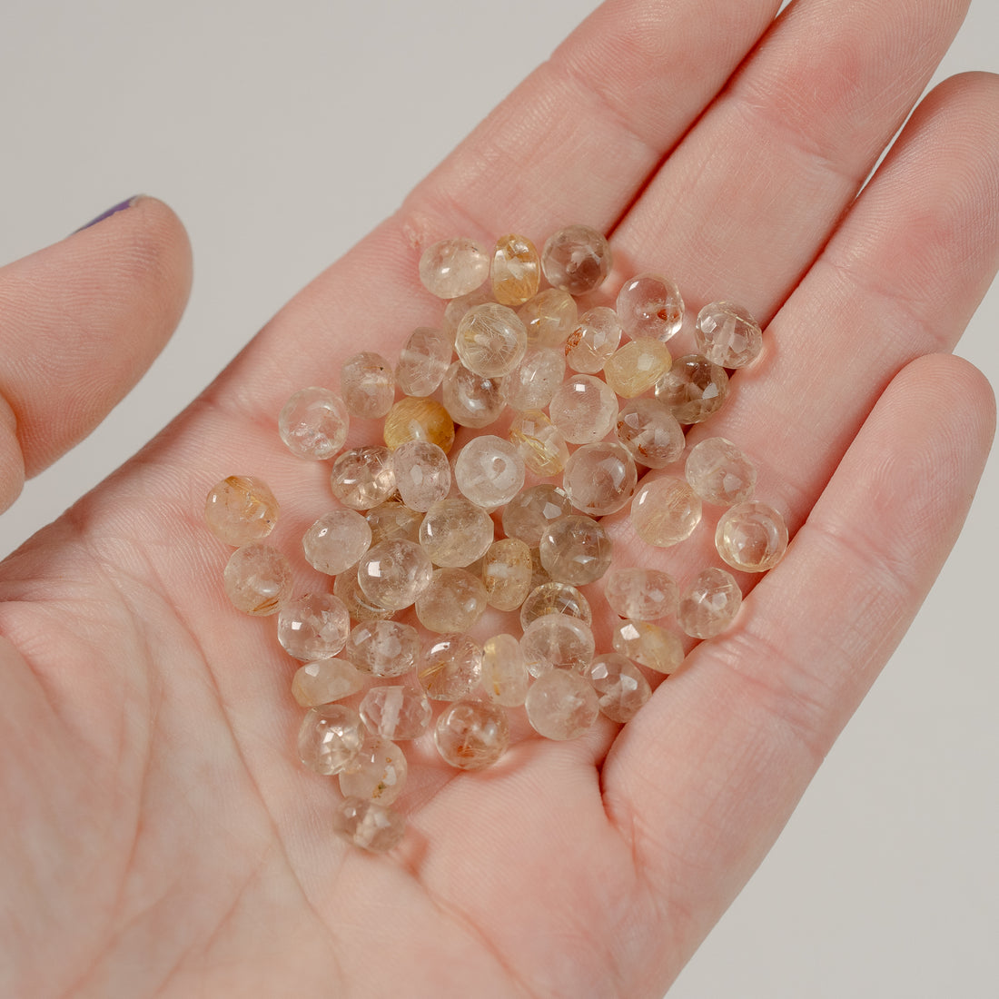 Perles rondelles facettes de Quartz Rutile doré de env 7 mm ( lot 4 perles )