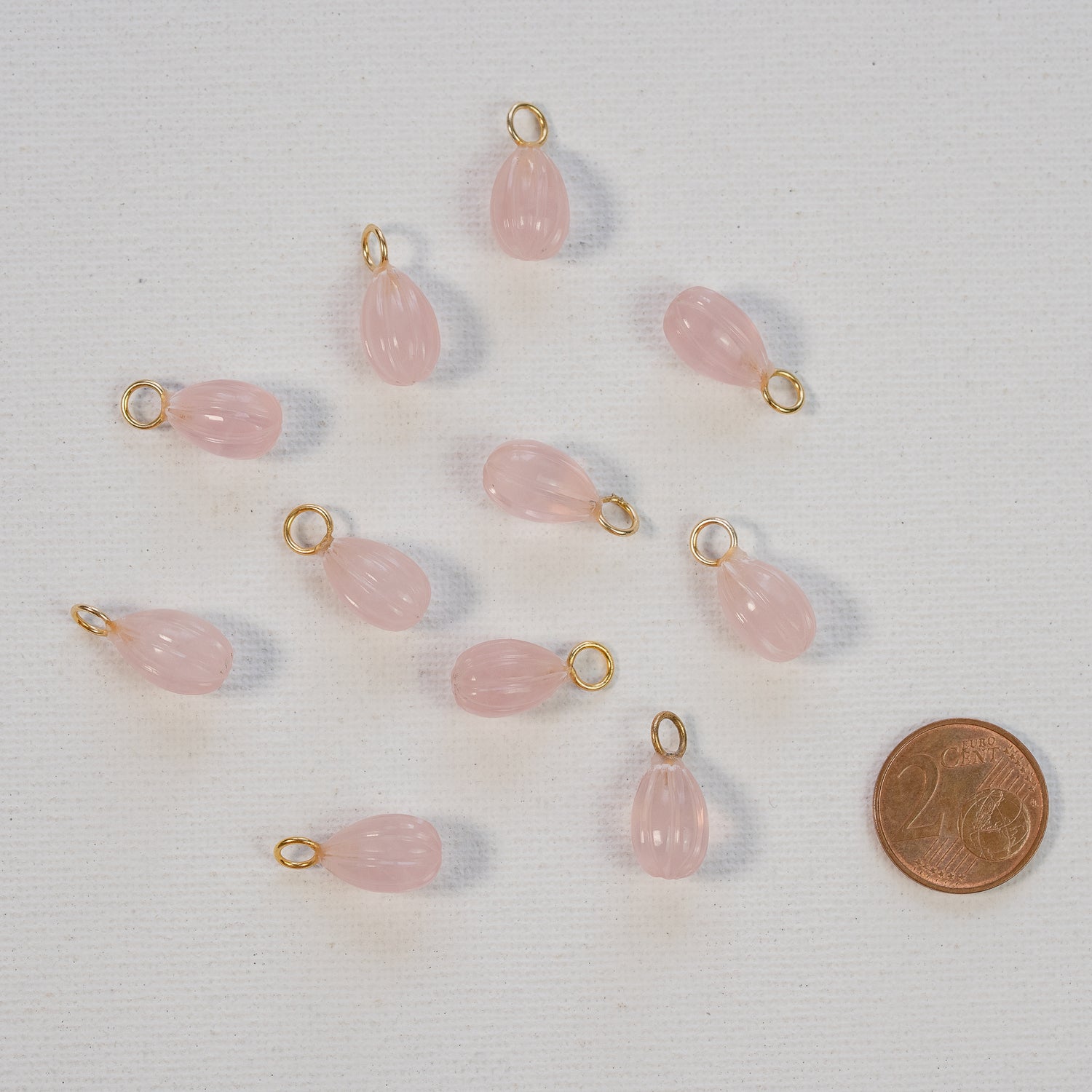 Les petits charms gouttes melon &quot; Nidhih &quot; en Quartz rose et argent 925 plaqué or de 17 mm ( à l&