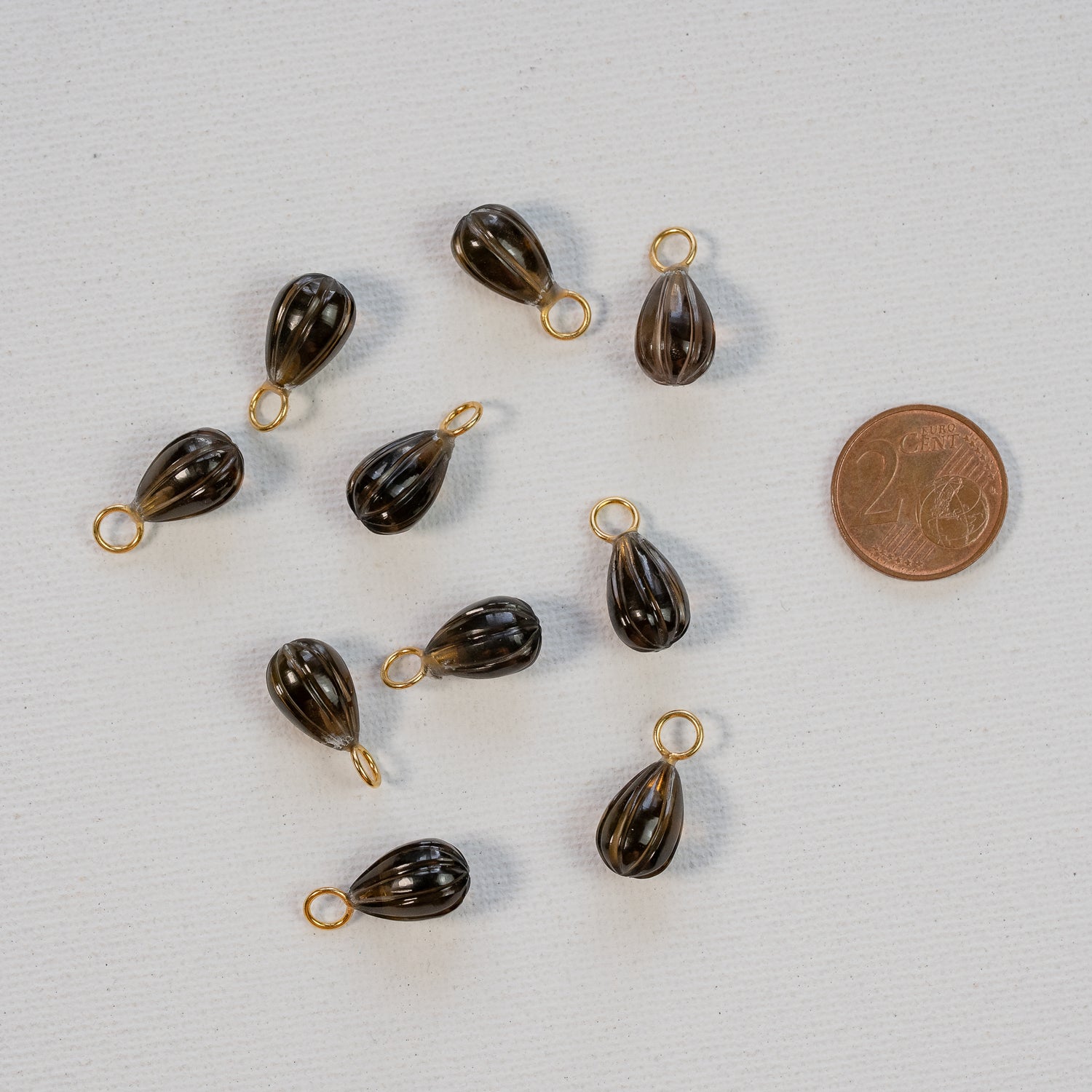 Les petits charms gouttes melon &quot; Nidhih &quot; en Quartz fumé et argent 925 plaqué or de 18 mm ( à l&
