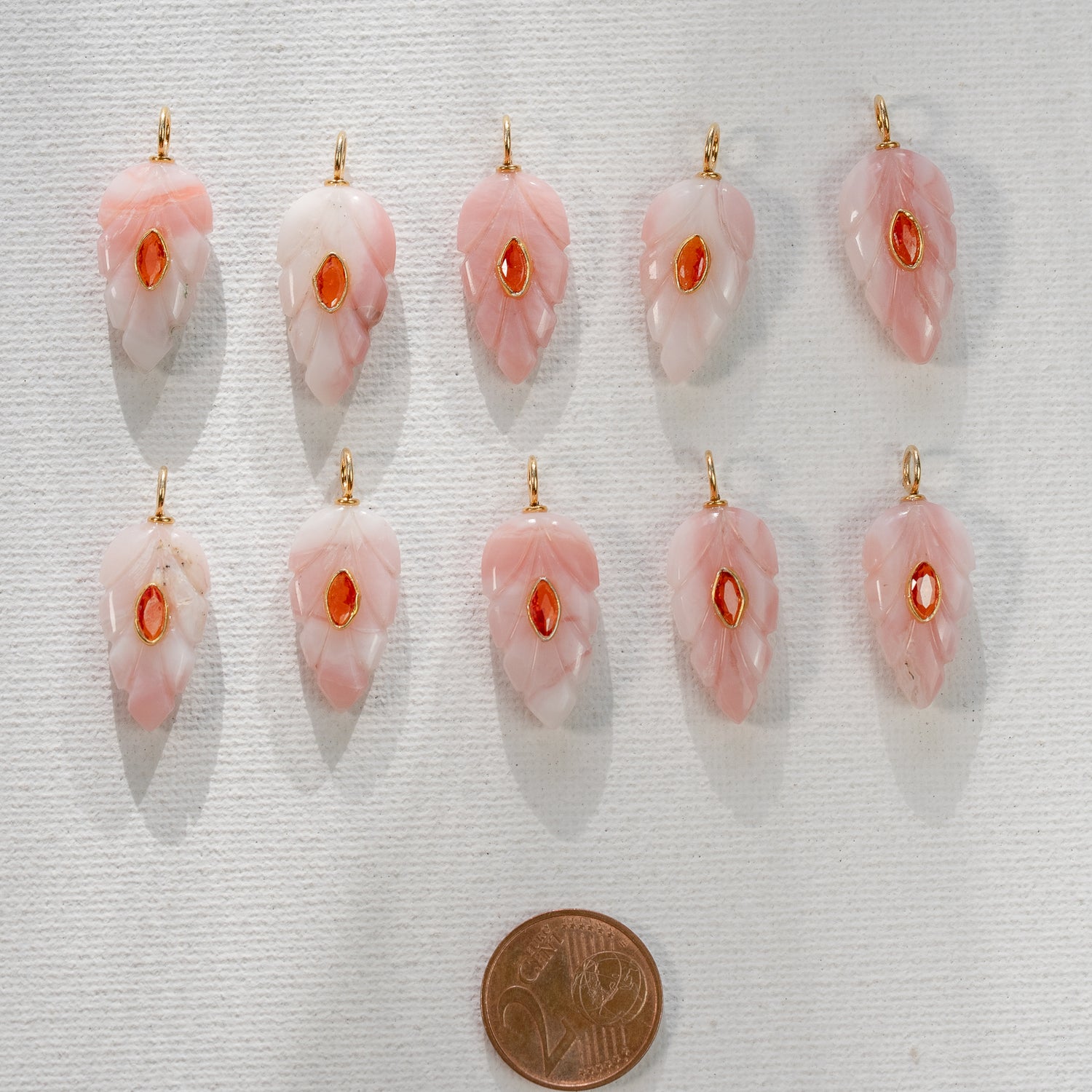 Les feuilles &quot; Nidhih &quot; en Opale rose, zirconium et argent 925 plaqué or de 28 mm ( à l&