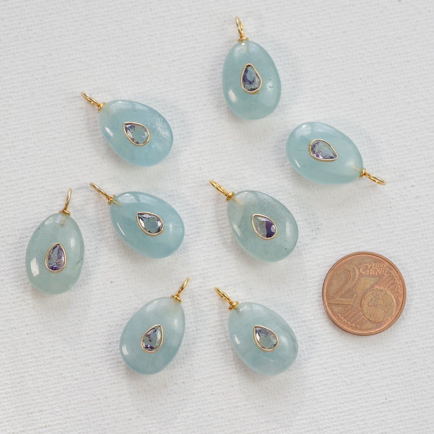 Les charms gouttes &quot; Nidhih &quot; en Aigue-marine, zirconium et argent 925 plaqué or de 24 mm ( à l&