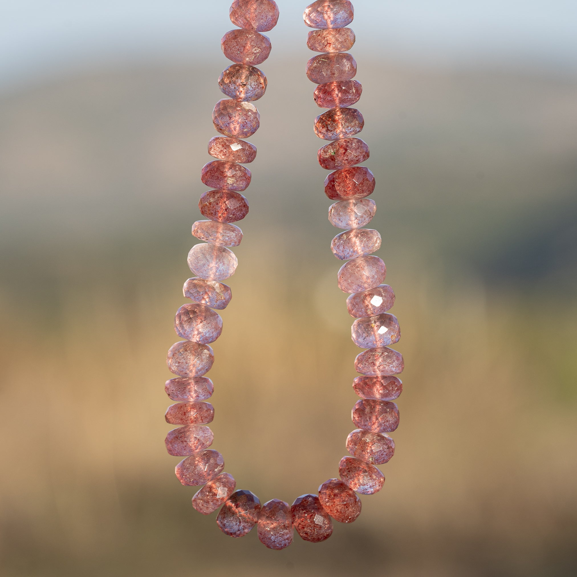 Fil de 25 cm de perles rondelles facettes de Quartz fraise de env 7/8,5 x 4,5/6,5 mm