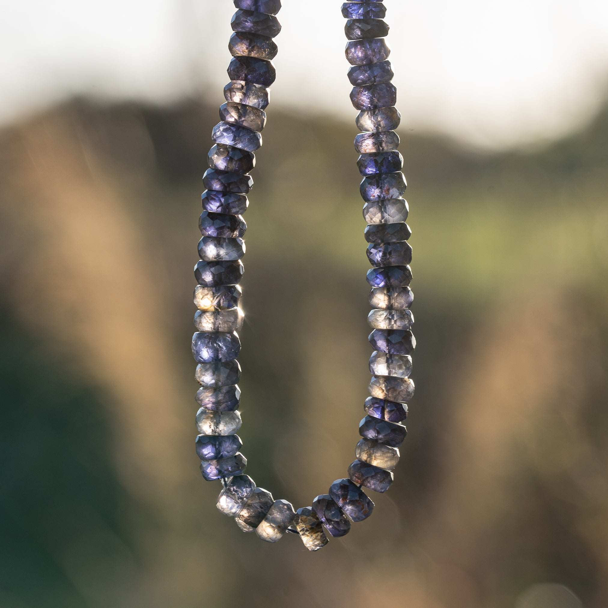 Fils de 22,5 cm de perles rondelles facettes de Iolite de env 7 à 8,5 mm au choix