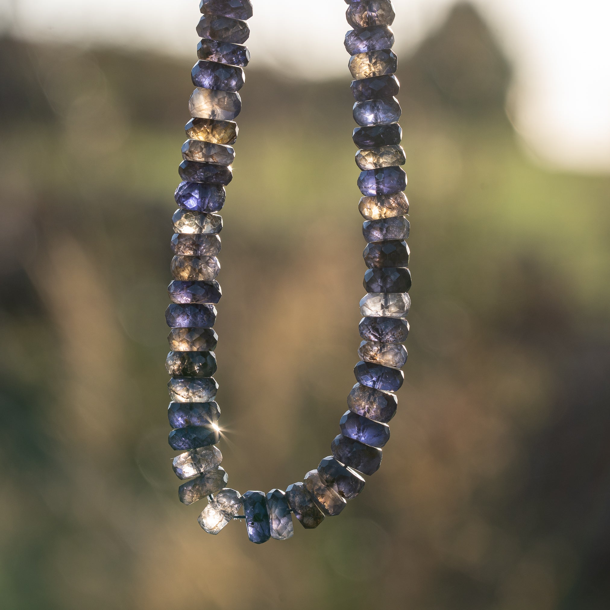 Fils de 22,5 cm de perles rondelles facettes de Iolite de env 7 à 8,5 mm au choix