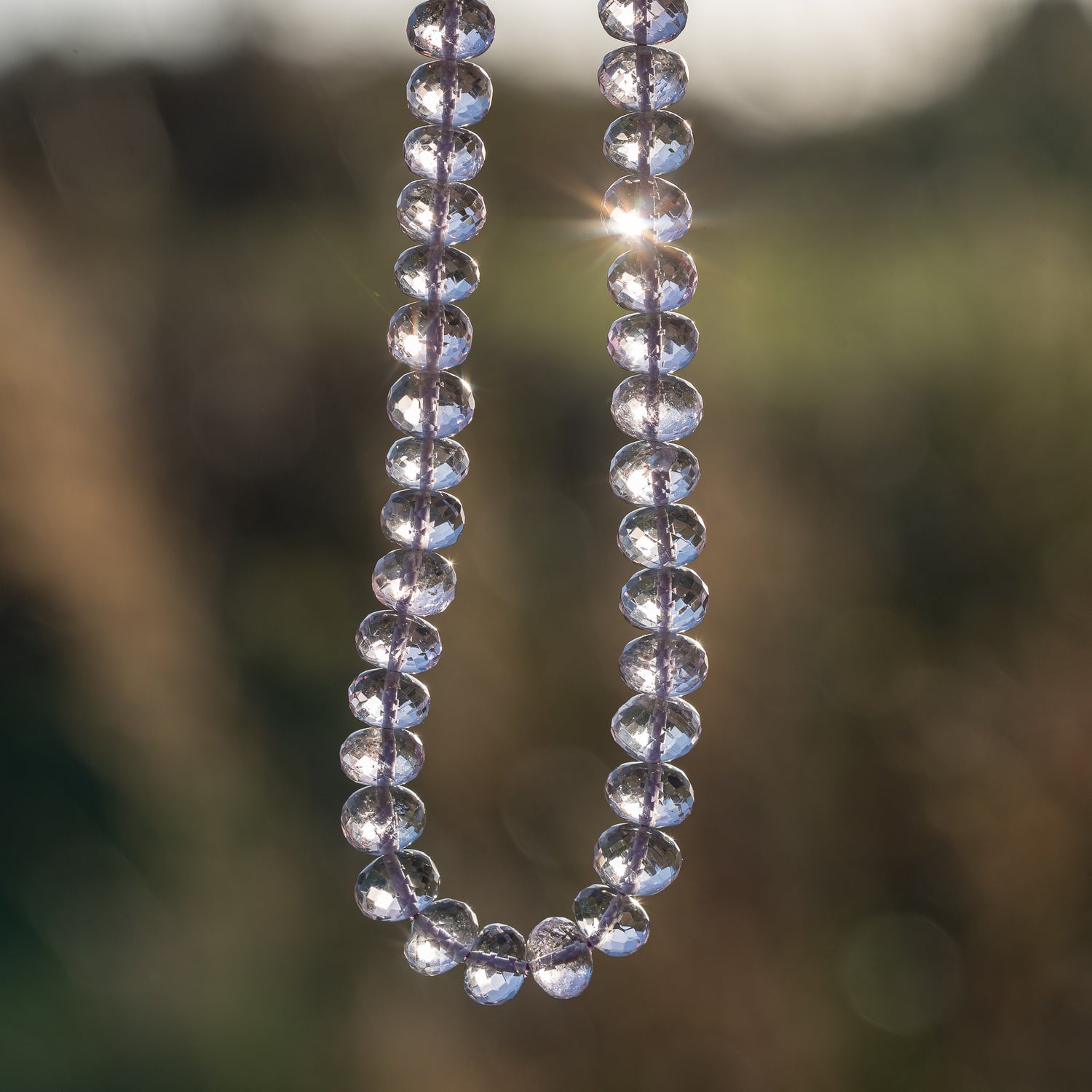 Perles rondelles facettes en Améthyste lilas de 8 à 9 mm au choix ( lot de 2 perles )