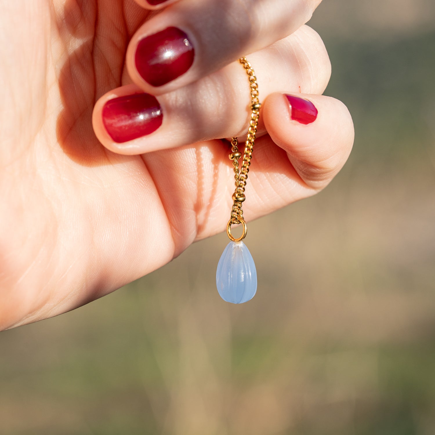 Les petits charms gouttes melon &quot; Nidhih &quot; en Calcédoine et argent 925 plaqué or de 17 mm ( à l&