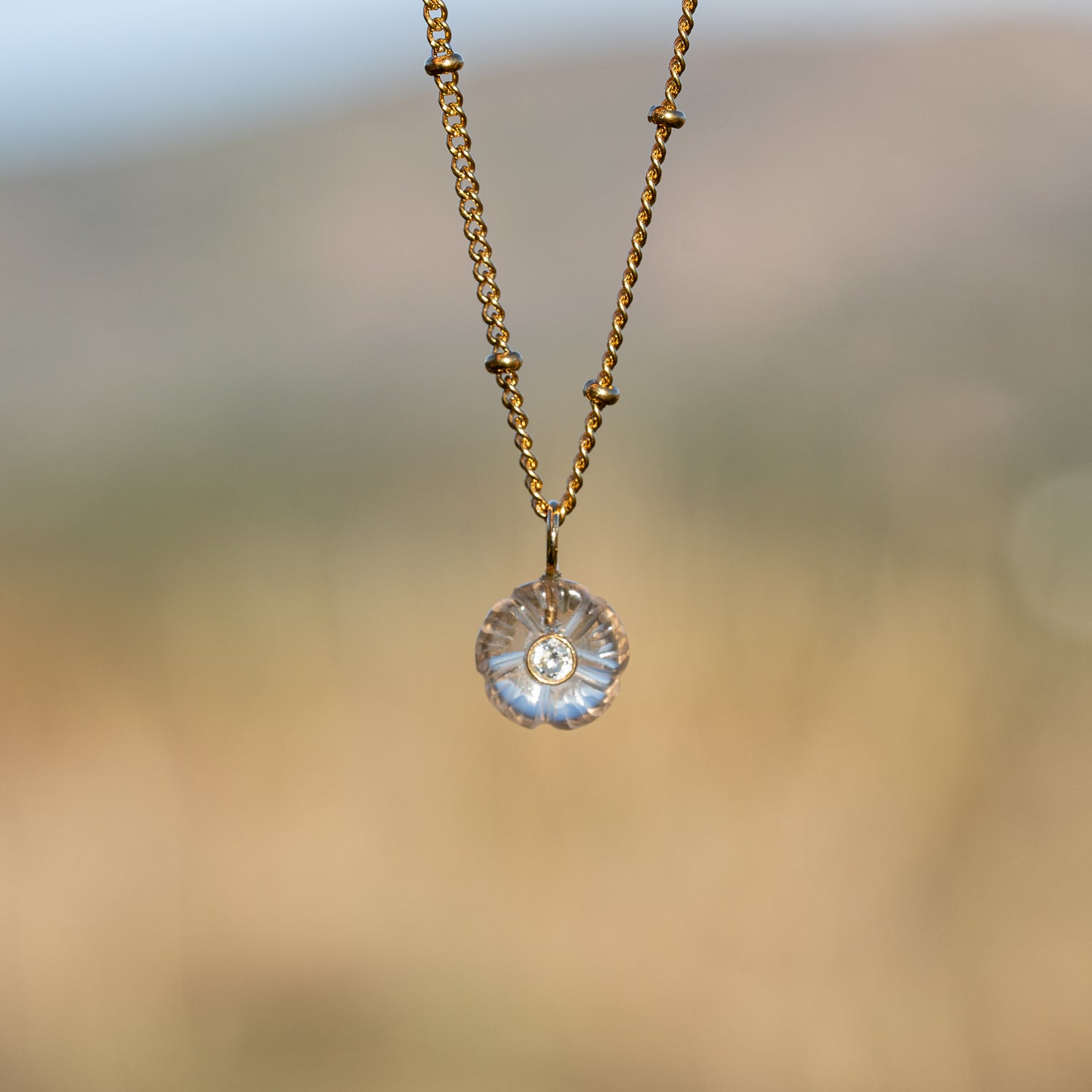 Les fleurs &quot; Nidhih &quot; Quartz fumé, zirconium et argent 925 plaqué or ( à l&