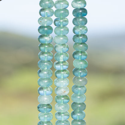 Perles rondelles lisses de Fluorite verte/bleue de env 10 x 6 mm ( lot de 10 )