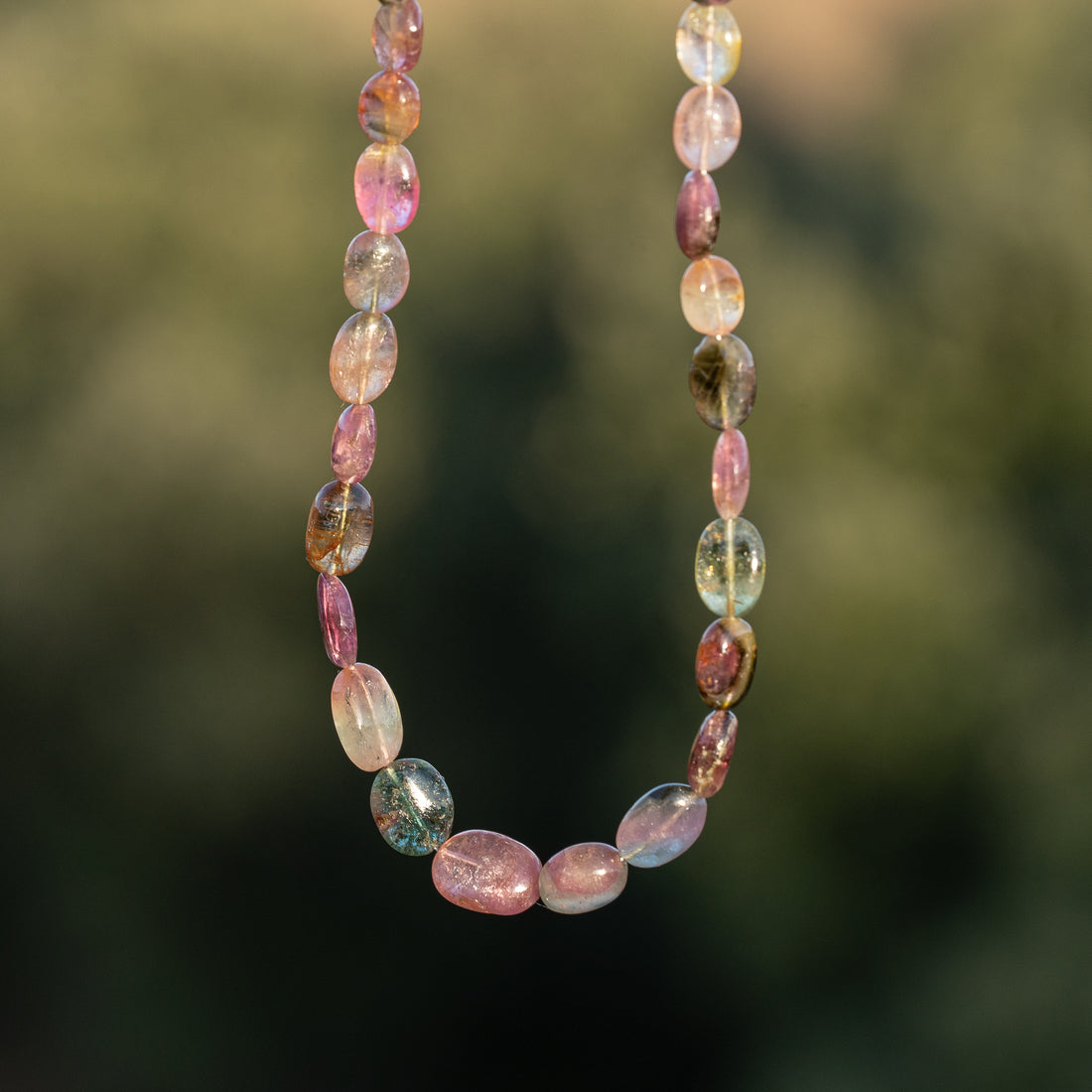 Fil de 43 cm de perles ovales lisses de Tourmaline multicolore &quot; qualité wouah &quot; 🌈 de 5/9,5 mm ( fil 1 )