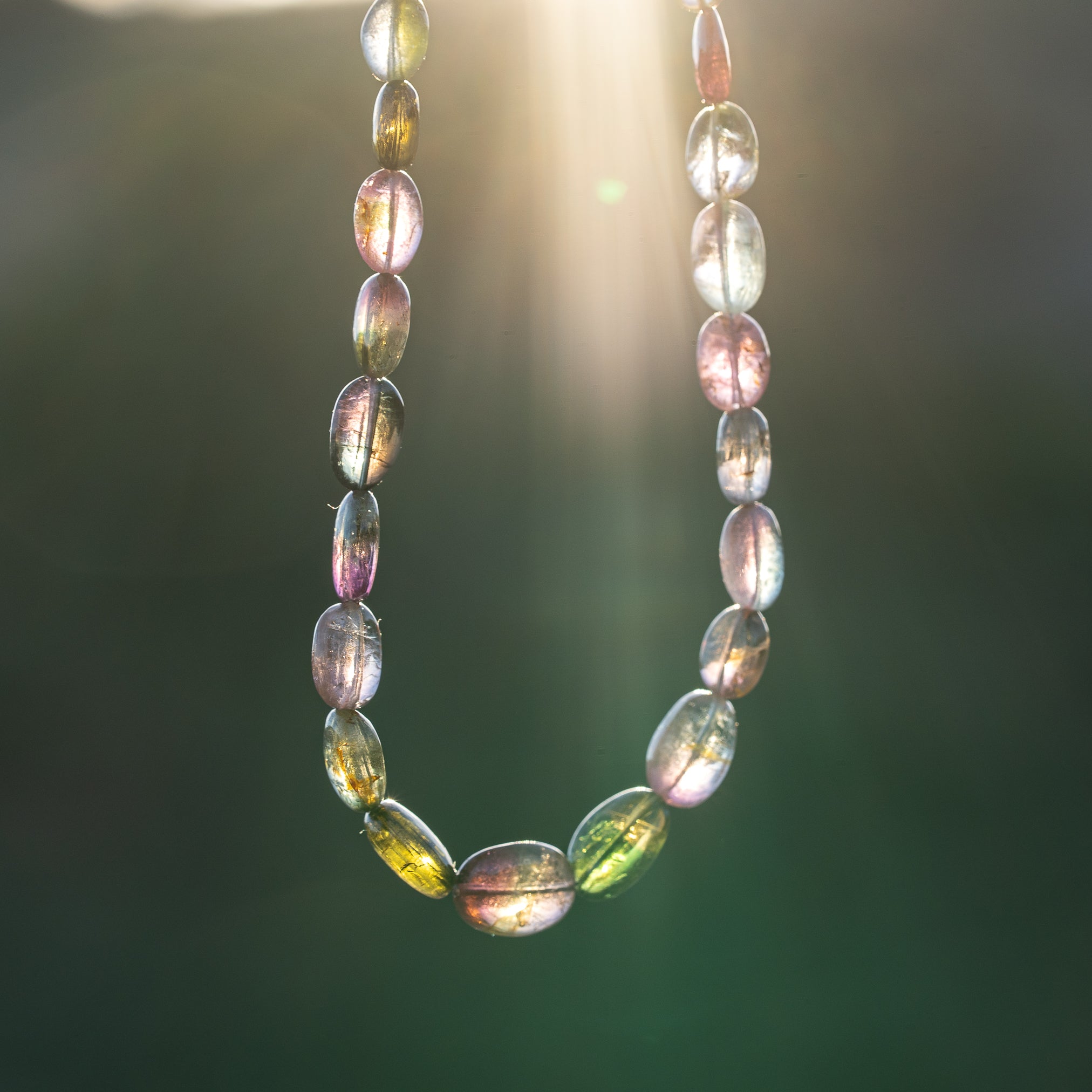 Fil de 43 cm de perles ovales lisses de Tourmaline multicolore &quot; qualité wouah &quot; 🌈 de 5/10 mm ( fil 4 )