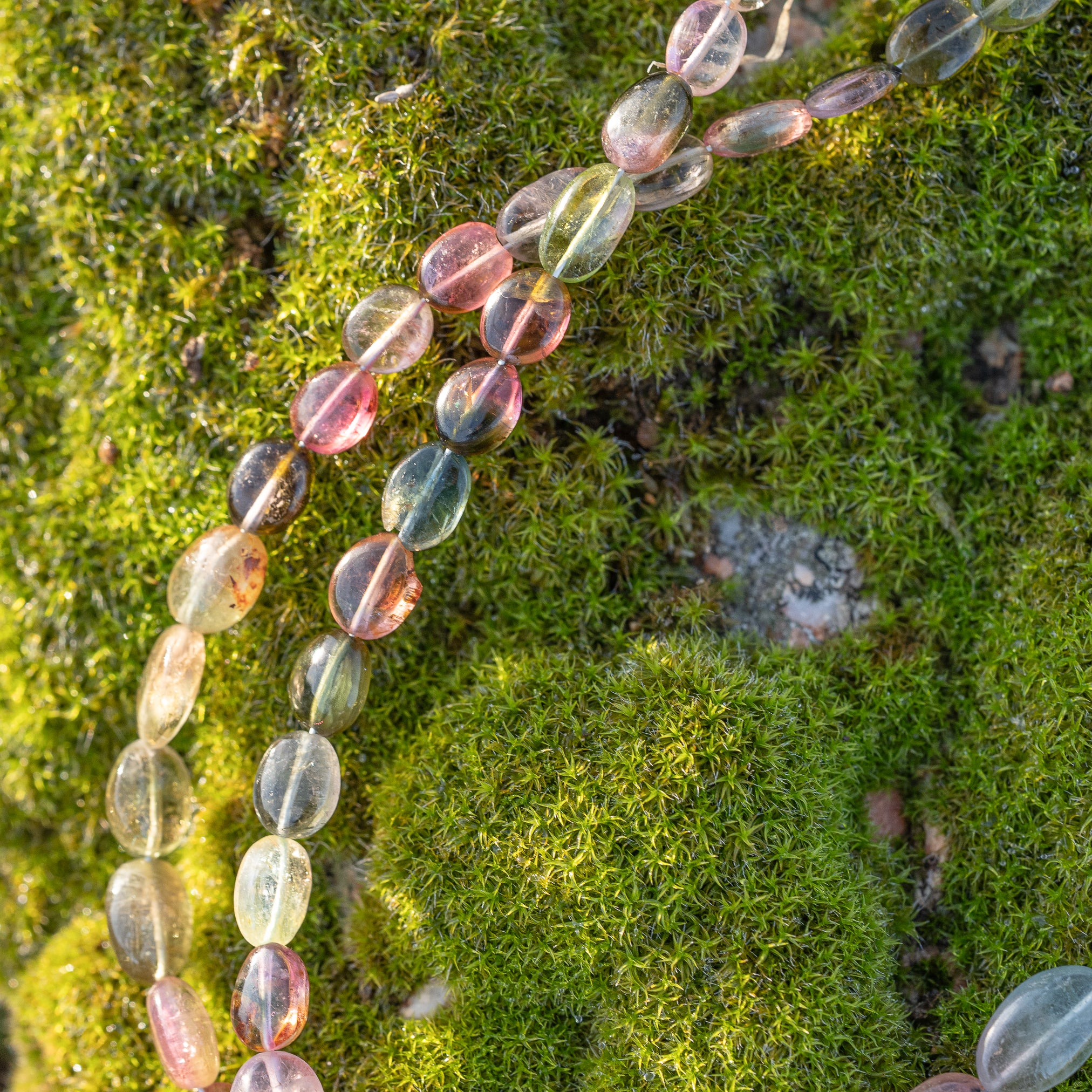 Fil de 43 cm de perles ovales lisses de Tourmaline multicolore &quot; qualité wouah &quot; 🌈 de 4/9 mm ( fil 6 )