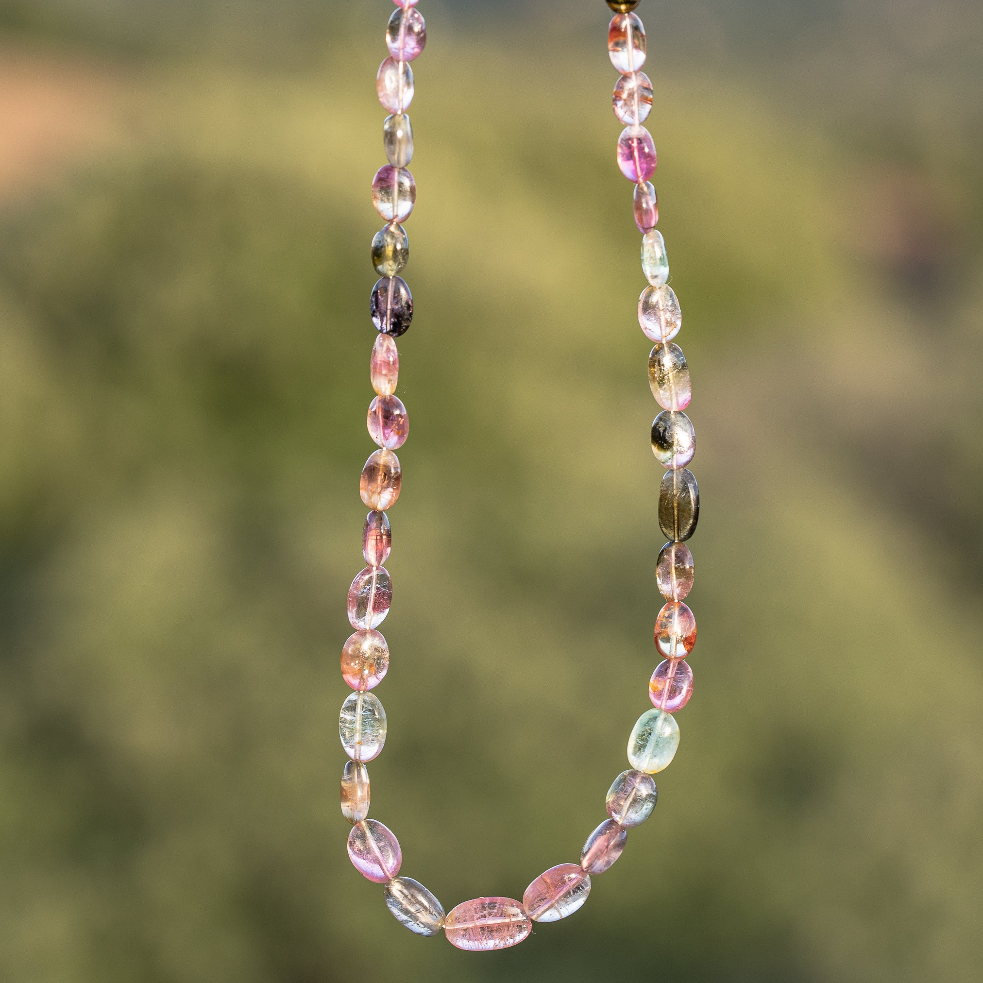 Fil de 43 cm de perles ovales lisses de Tourmaline multicolore &quot; qualité wouah &quot; 🌈 de 4/10 mm ( fil 10 )