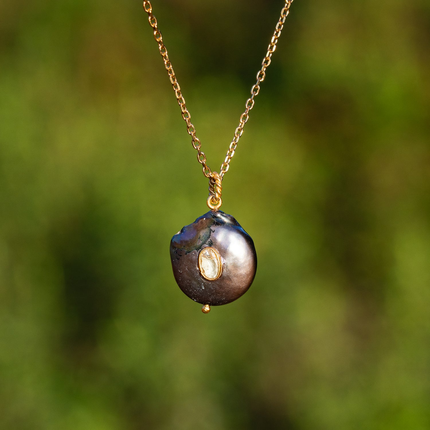 Les charms  &quot; Nidhih &quot; en perles d&