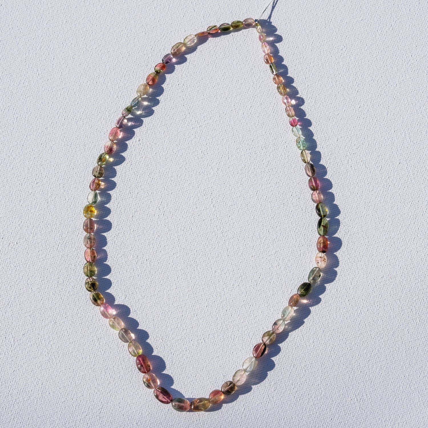 Fil de 43 cm de perles ovales lisses de Tourmaline multicolore &quot; qualité wouah &quot; 🌈 de 4/9 mm ( fil 8 )