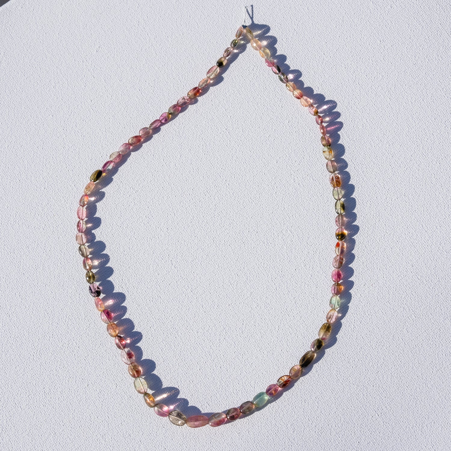 Fil de 43 cm de perles ovales lisses de Tourmaline multicolore &quot; qualité wouah &quot; 🌈 de 4/10 mm ( fil 10 )
