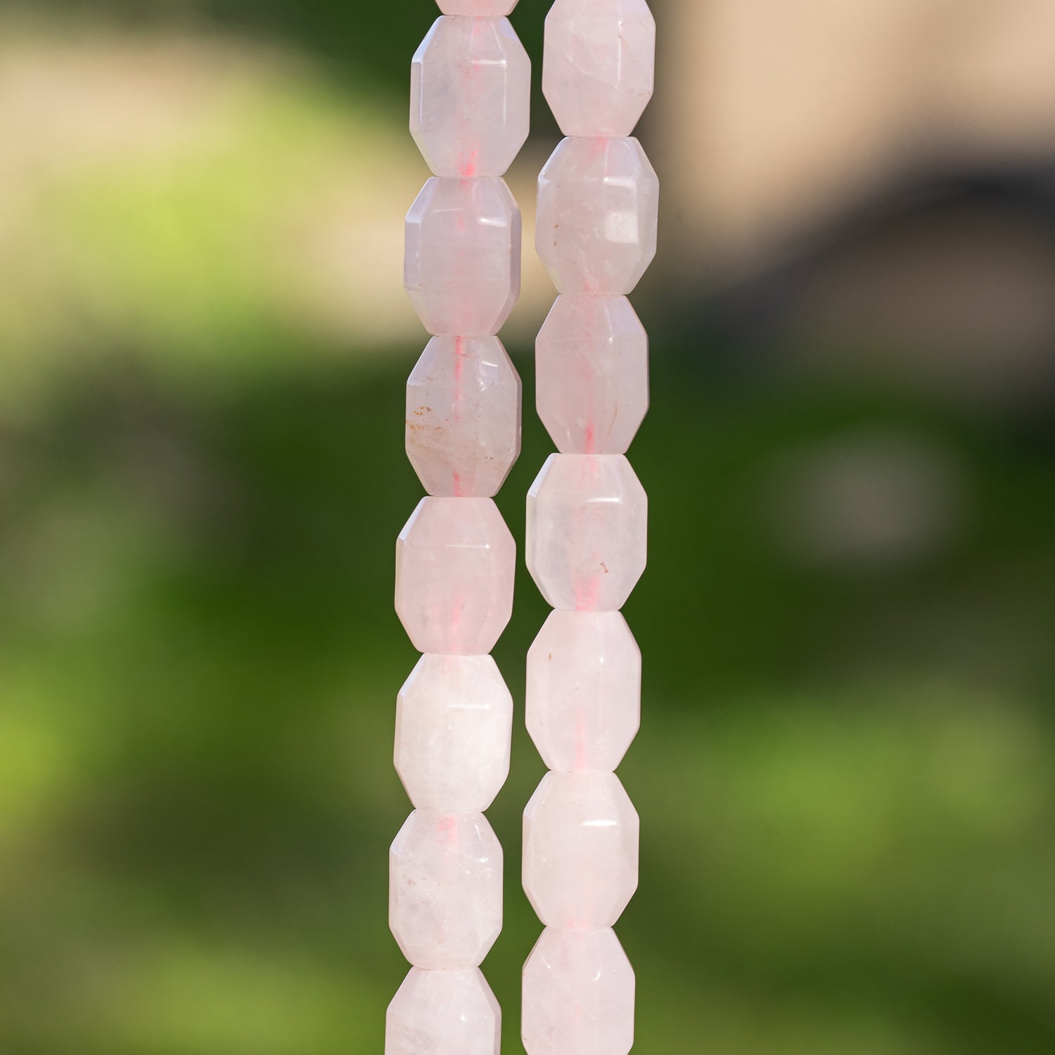 Perles ovales facettes de Quartz rose de 14 mm ( lot de 2 perles )