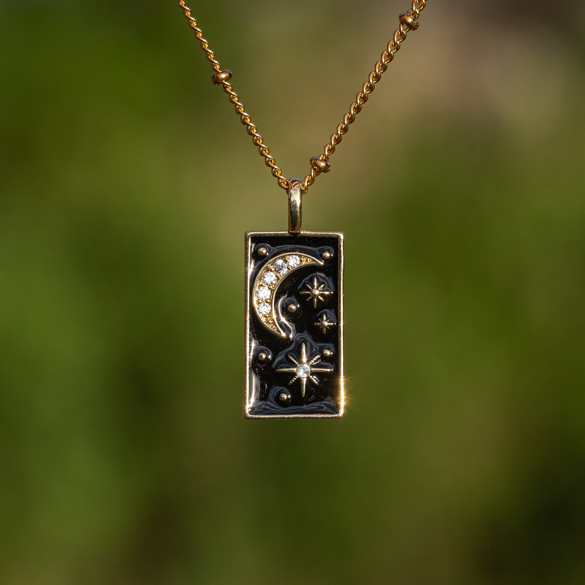 Breloques rectangulaire astres émaillées en laiton plaqué or 18k et zirconium de 30 mm ( à l&