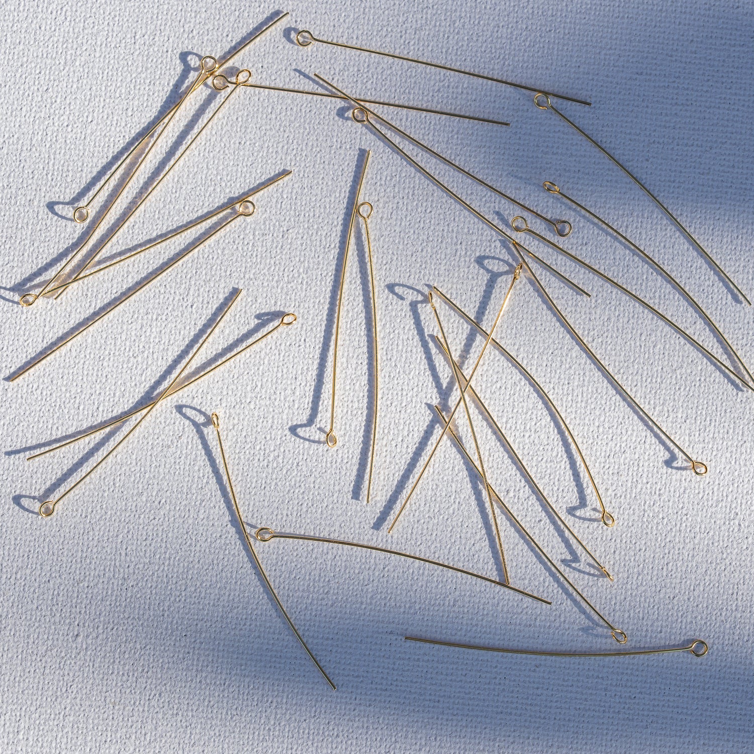 Clous têtes boucle en laiton plaqué or 18k de 50 x 0,5 mm ( lot de 10 )