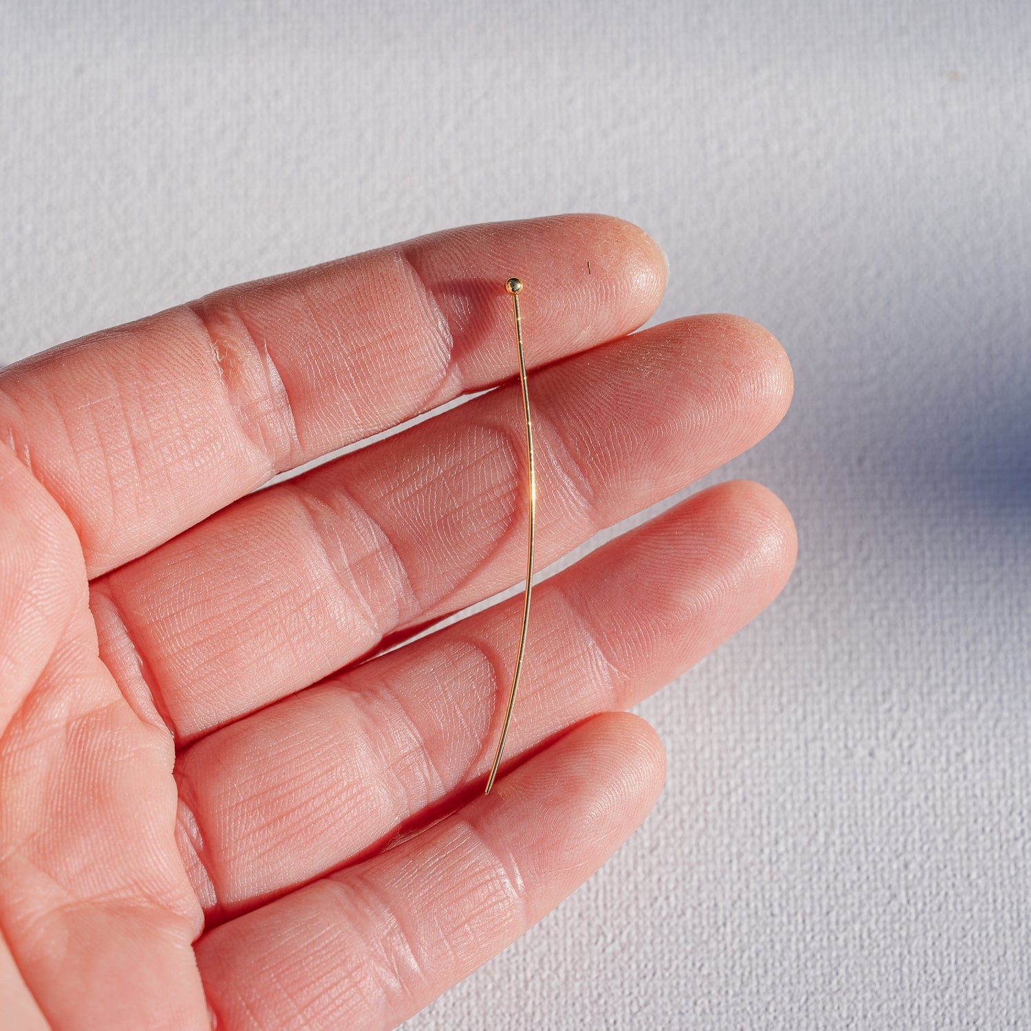 Clous têtes boule en laiton plaqué or 18k de 50 x 0,5 mm ( lot de 10 )