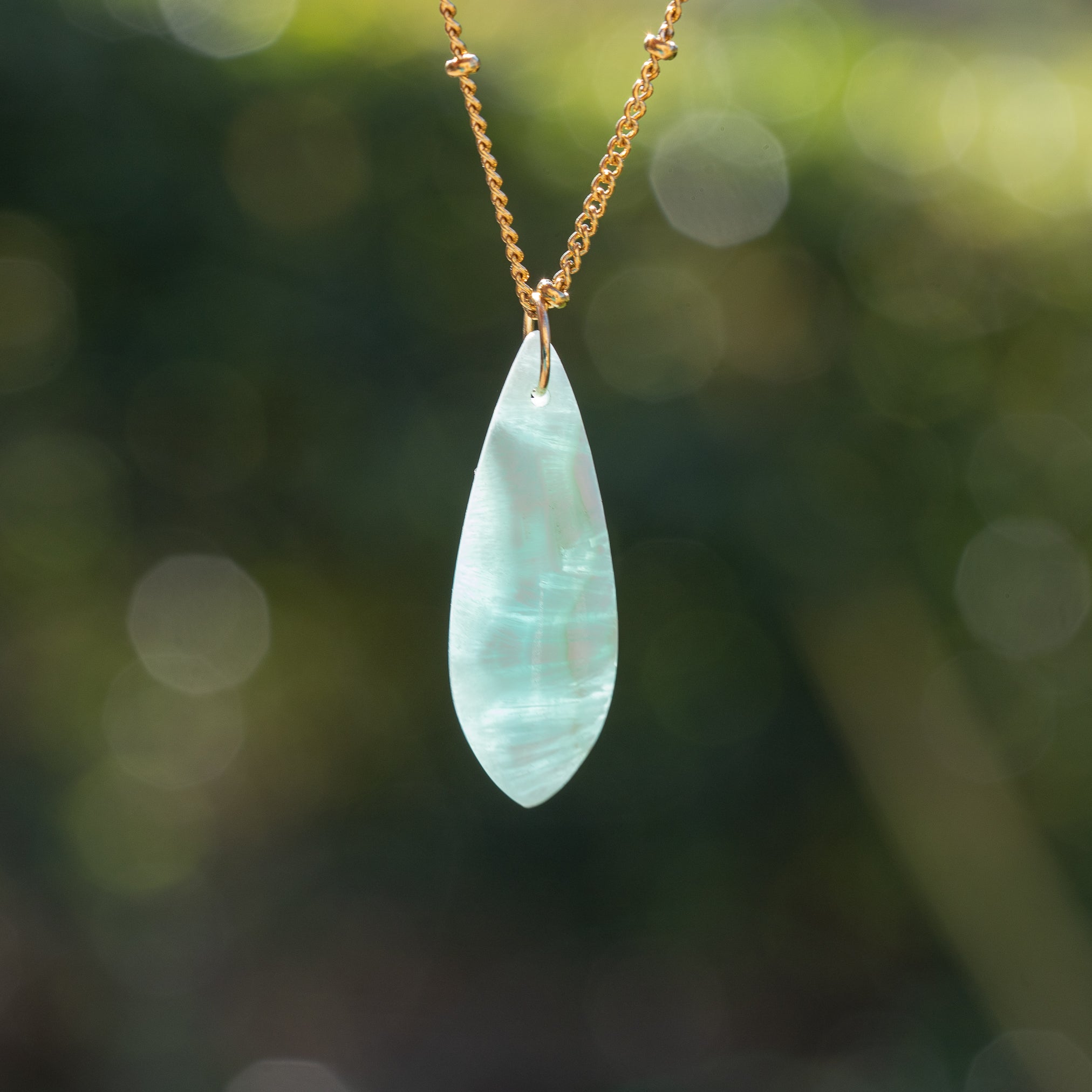 Pendentifs gouttes lisses en Hémimorphite de 37,5 mm au choix ( à l&