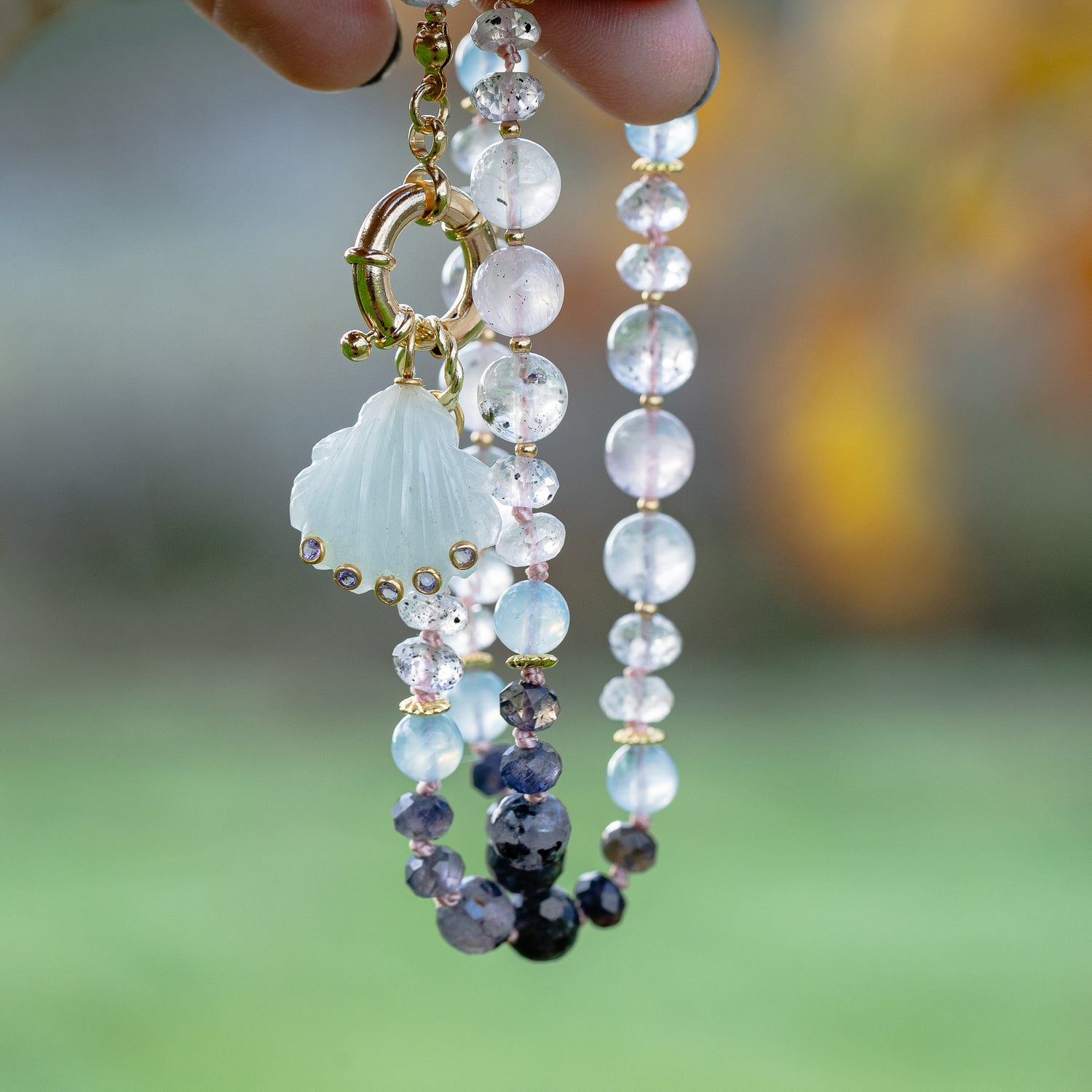 Collier noué " pur " en Iolite, Aigue-marine et Quartz rose à Diopside ✨