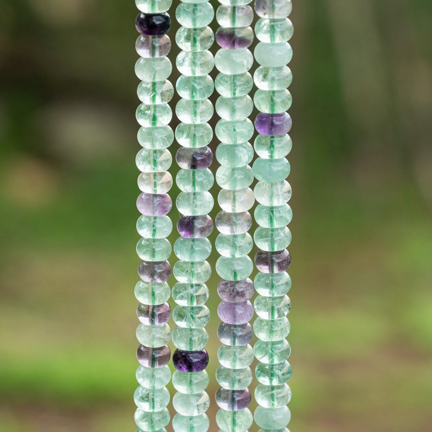 Perles rondelles lisses de Fluorite multicolore de 8 x 5 mm ( 1/2 rang de env 36 perles )