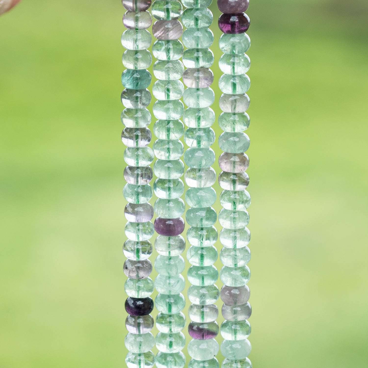 Perles rondelles lisses de Fluorite multicolore de 8 x 5 mm ( 1/2 rang de env 36 perles )