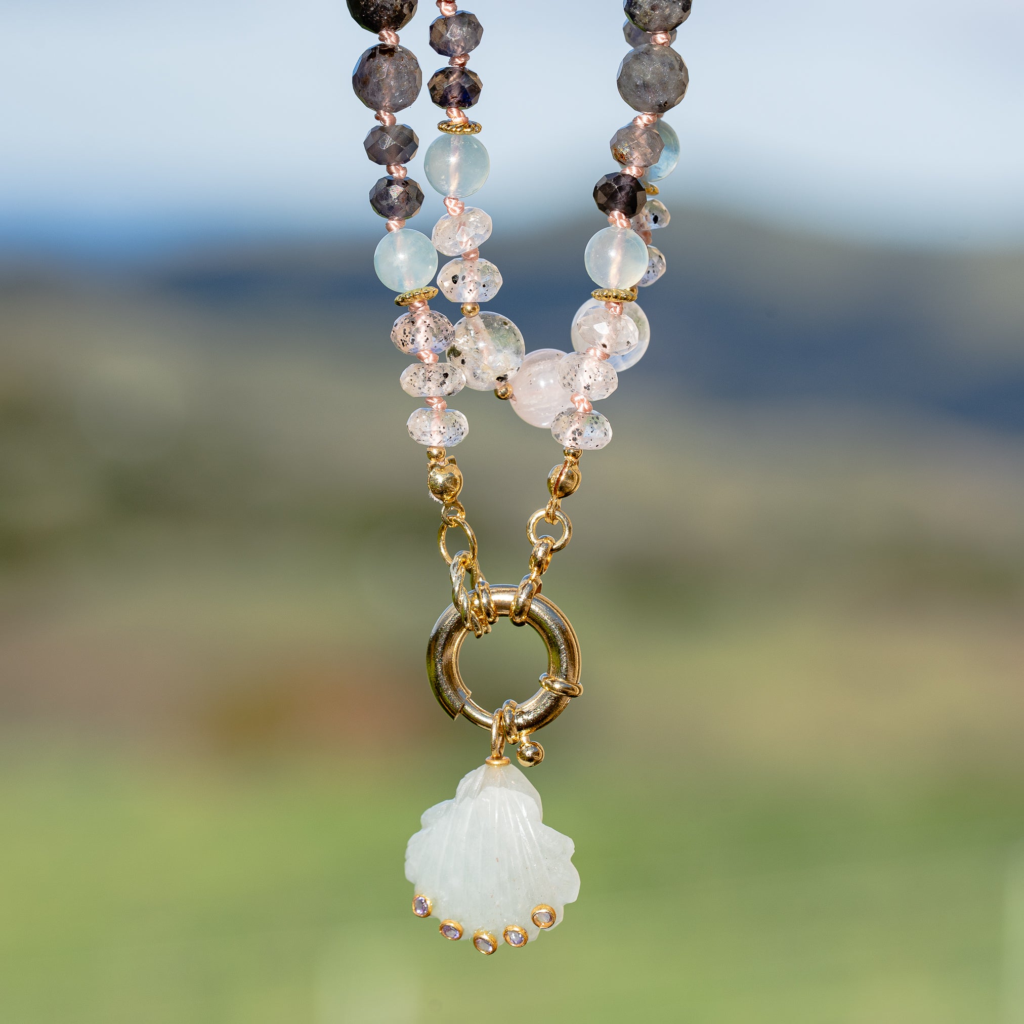 Collier noué " pur " en Iolite, Aigue-marine et Quartz rose à Diopside ✨