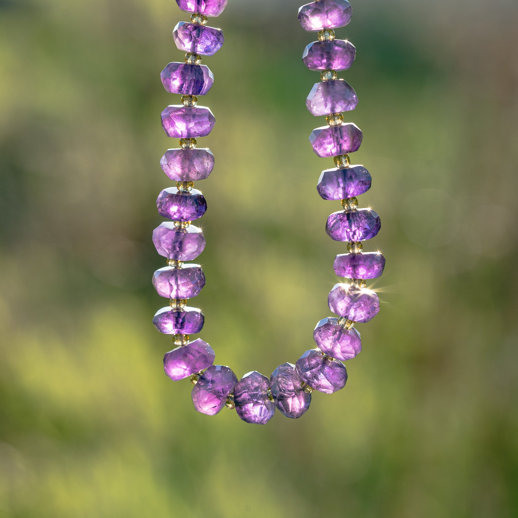 Perles rondelles facettes en Améthyste de env 10 x 4,5/6 mm ( rang ou 1/2 rang )