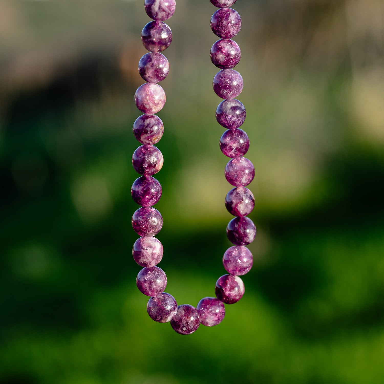 Perles rondes lisses de Lépidolite AA de 8,5 mm ( Lot de 6 ou 1/2 rang )