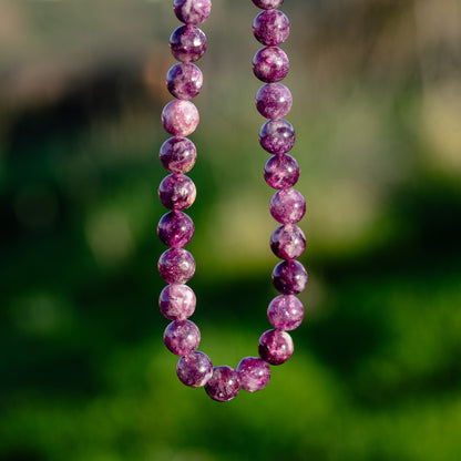 Perles rondes lisses de Lépidolite AA de 8,8 mm ( Lot de 6 ou 1/2 rang )