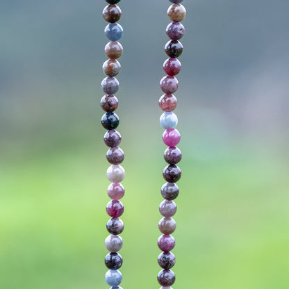 Perles rondes lisses de Corindons (Saphir et Rubis ) de 6 mm ( rang ou 1/2 rang )