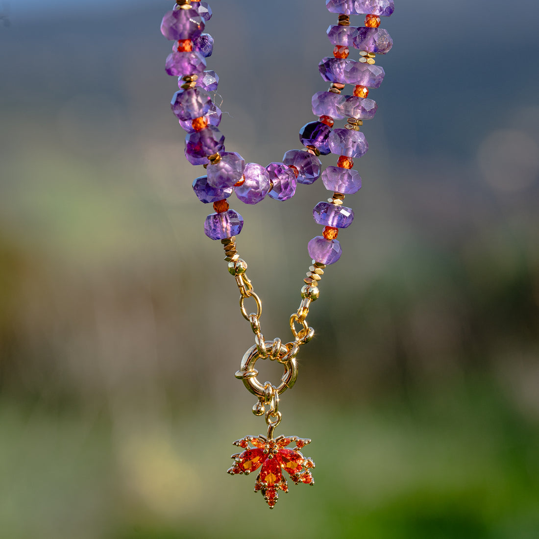 Collier " fall " en Améthyste, oxyde de zirconium et Hématite 🍁