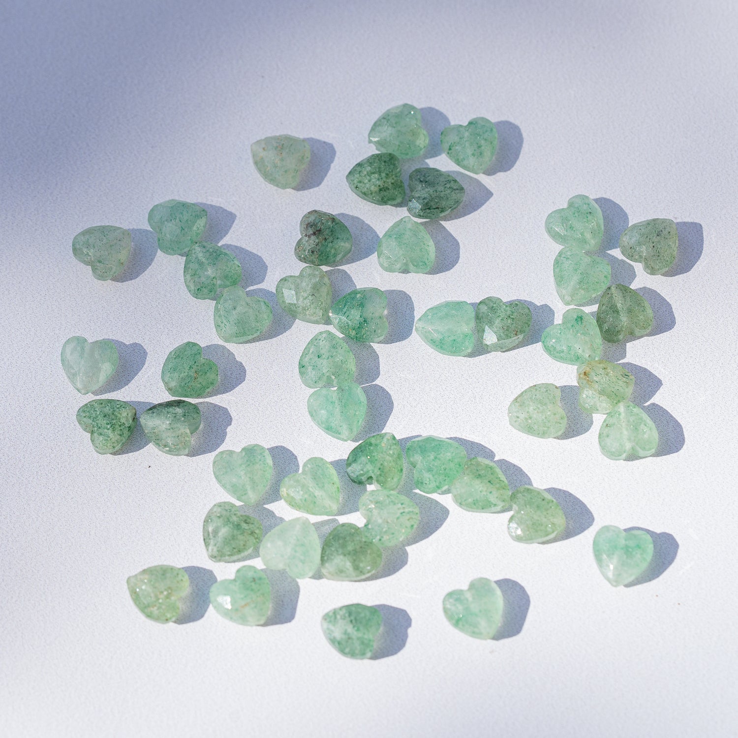 Perles coeur facettes en Aventurine verte de 8 mm ( lot de 4 perles )