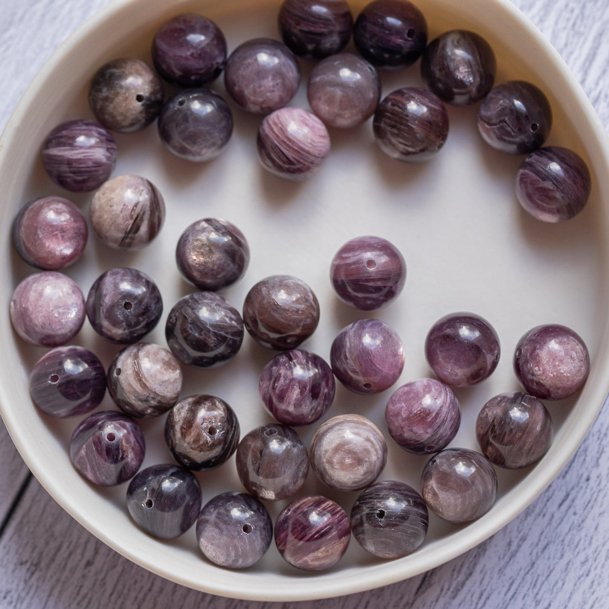 Superbes perles rondes lisses de Lépidolite grade a de 10 mm ( lot de 6 perles )
