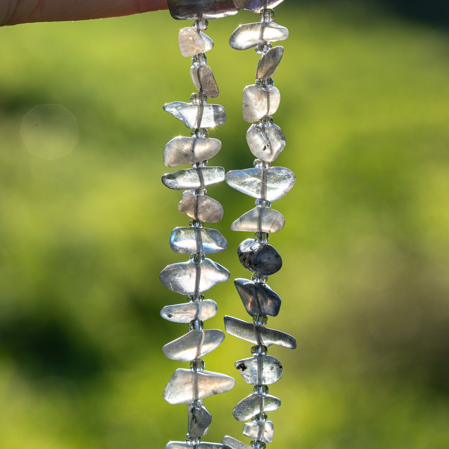 Perles pépites " puces " de Labradorite de env 12/17 mm ( rang de env 54 perles )