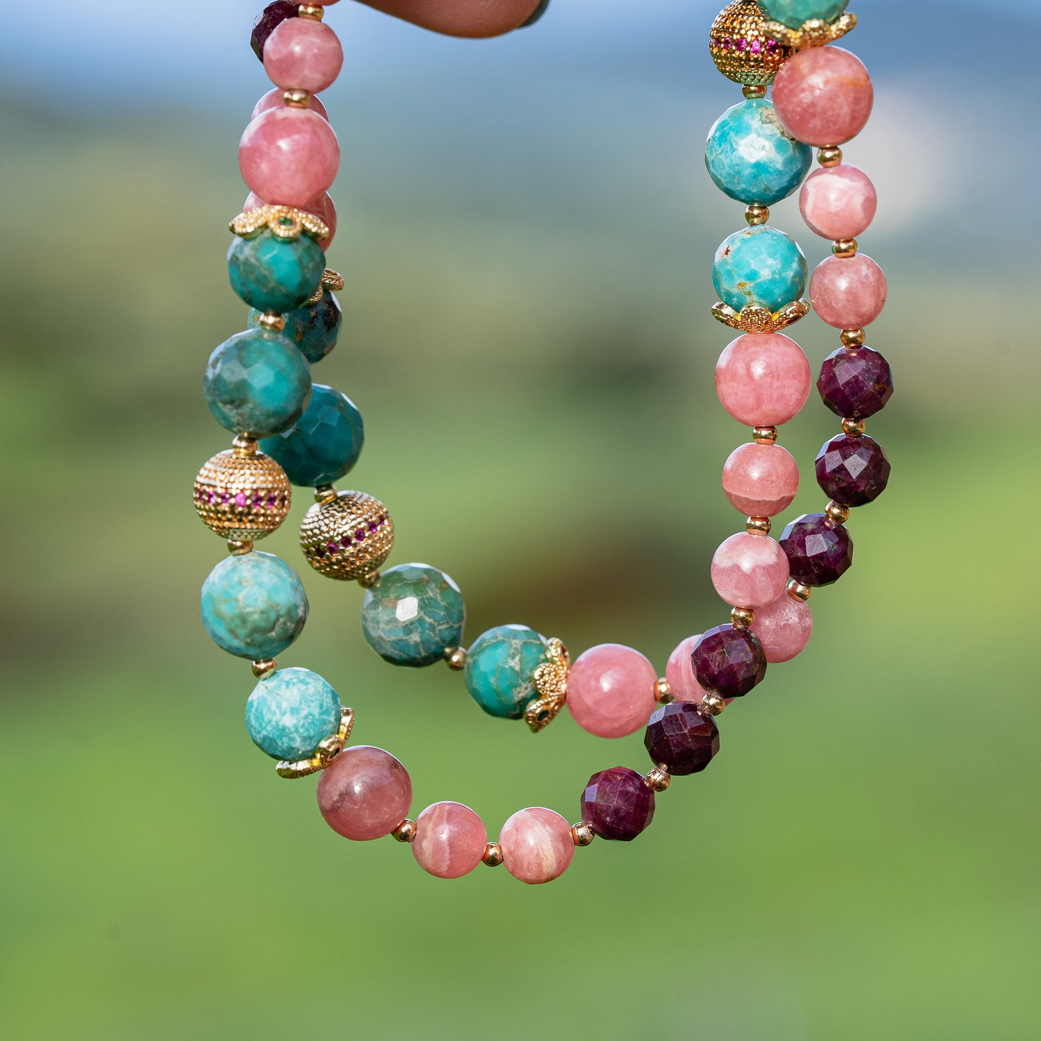 Collier " éclosion " en Turquoise naturelle, Rhodochrosite et Rubis violet 🫶