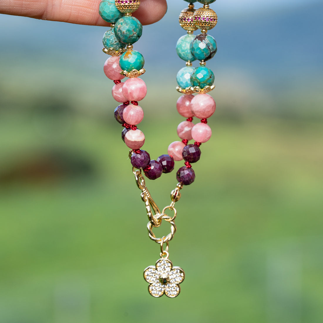 Collier " éclosion " en Turquoise naturelle, Rhodochrosite et Rubis violet 🫶