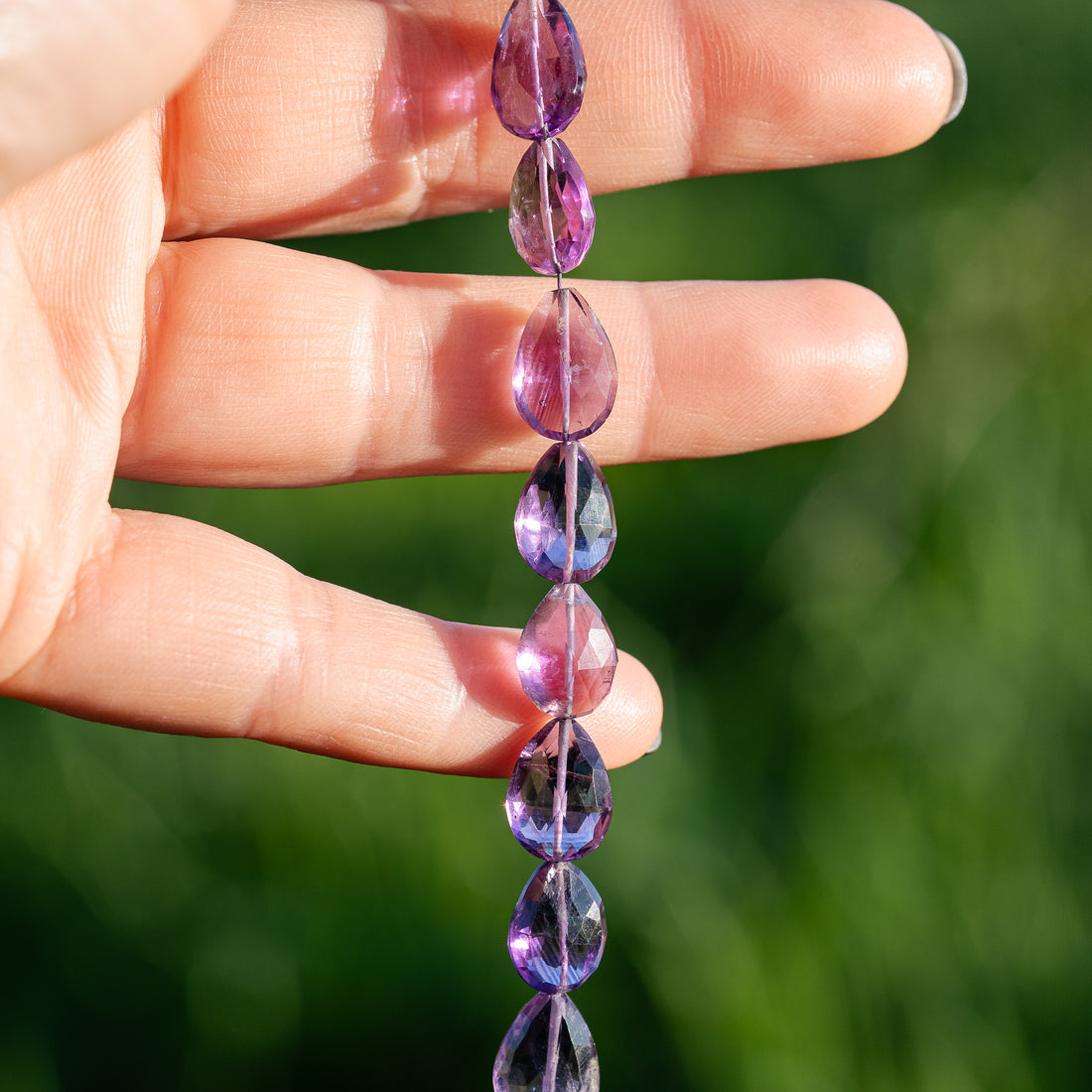 Perles gouttes facettes en Améthyste de env 11 à 16 mm ( à l&